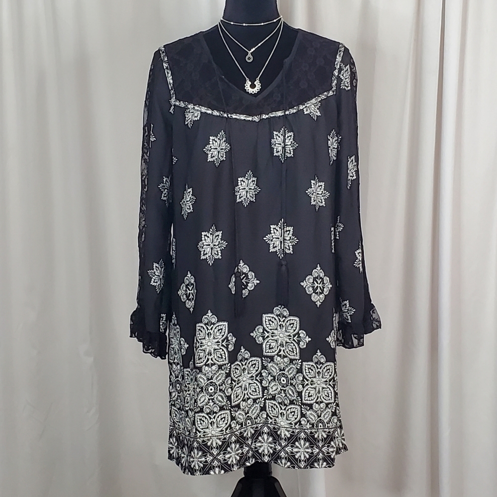♡ Venus Black with White Print Bohemian Long Sleeve Tunic Dress Size Small